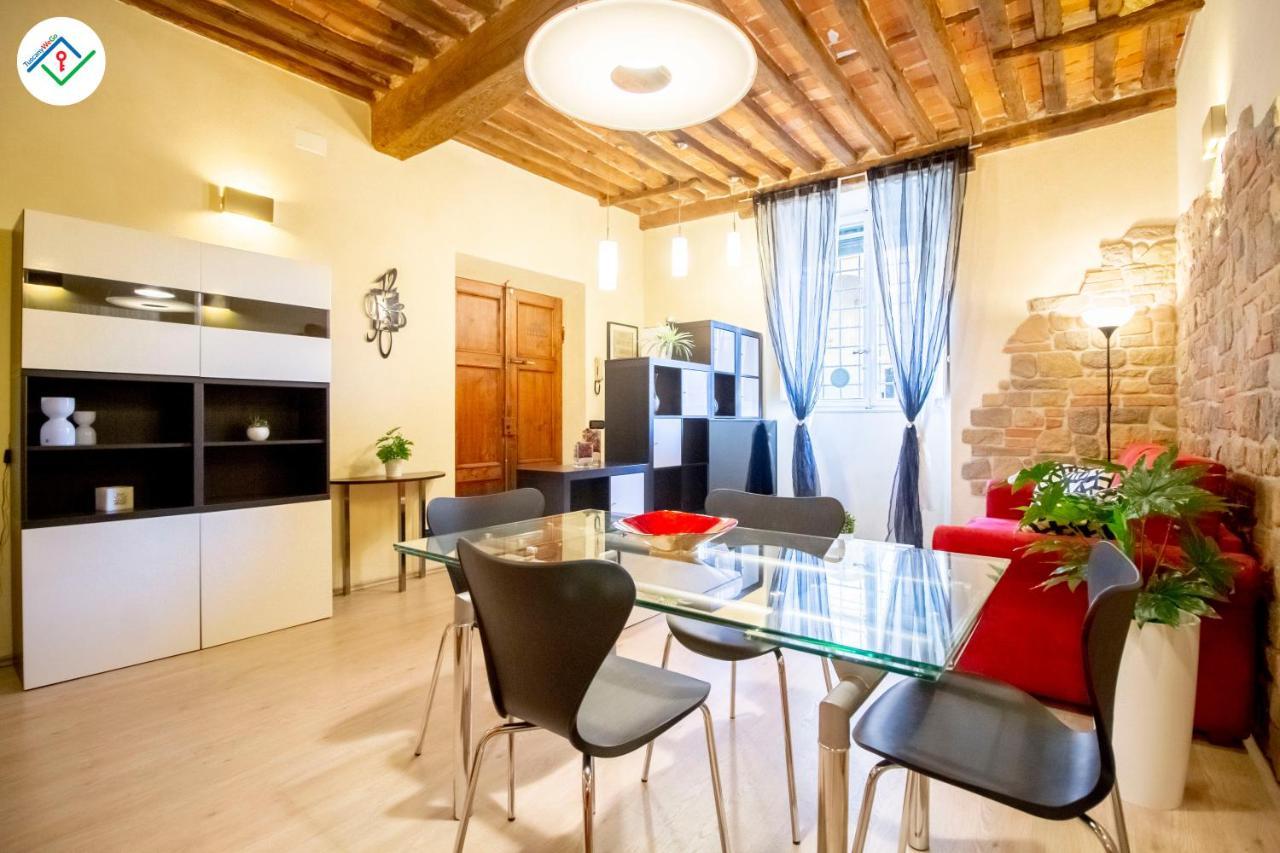 Antica Piazza Apartment By Tuscanywego 루카 외부 사진