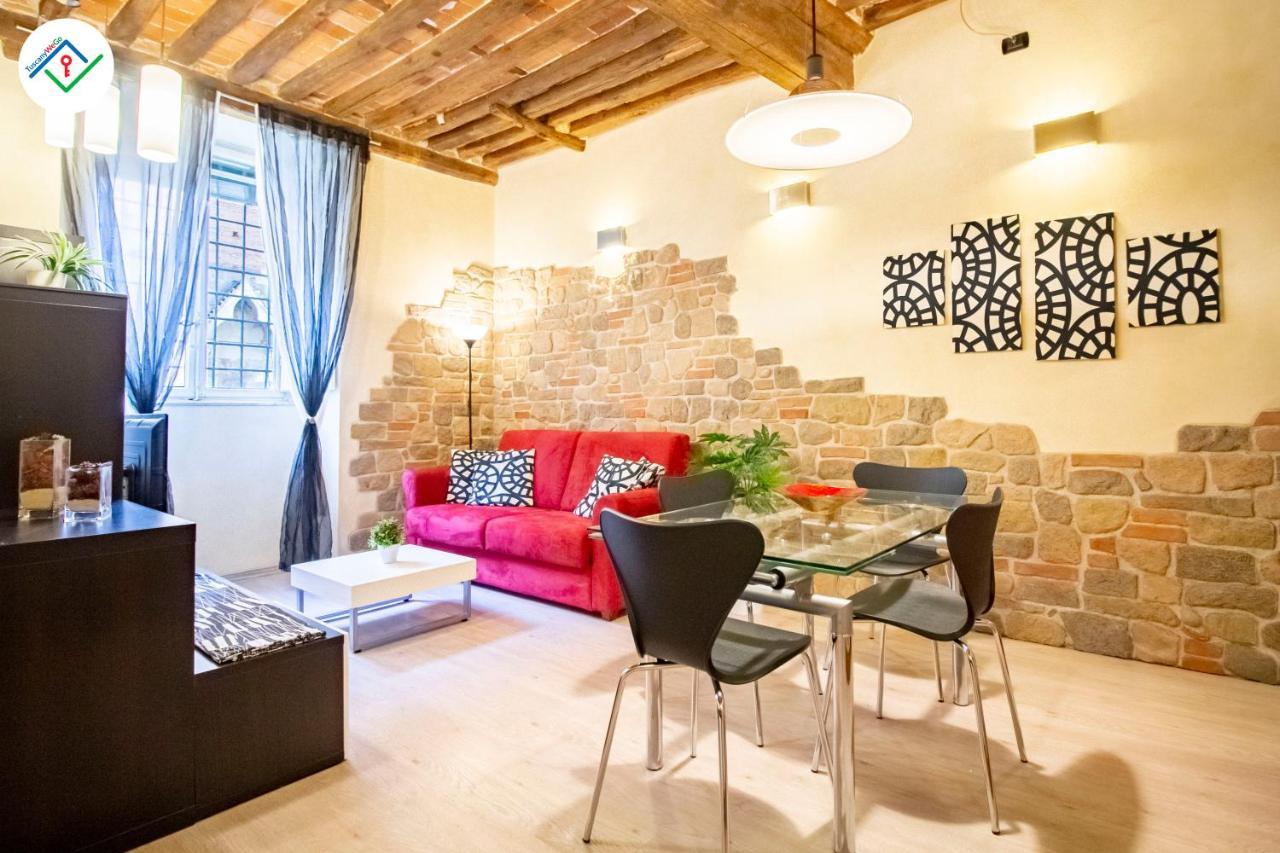 Antica Piazza Apartment By Tuscanywego 루카 외부 사진