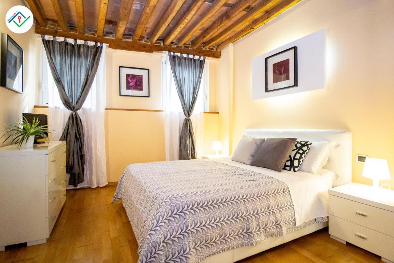Antica Piazza Apartment By Tuscanywego 루카 외부 사진
